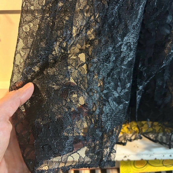 Principles Vintage Black Sheer Floral Lace Pleated Layered Skirt Made in Canada - Picture 7 of 14